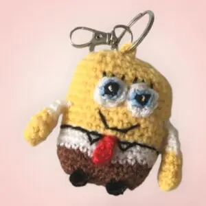 Porte-clé Bob l'Éponge crocheté à la main.